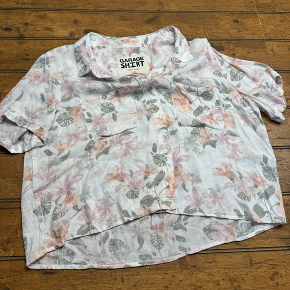 Garage Cropped Floral Button Shirt Extra Soft Size Large - Picture 1 of 3